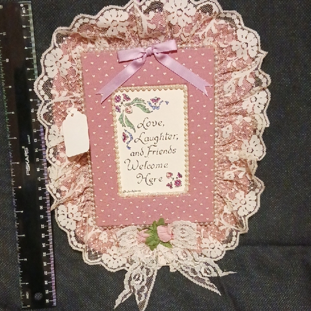 Pink Lace Wall Hanging with Heart Pattern